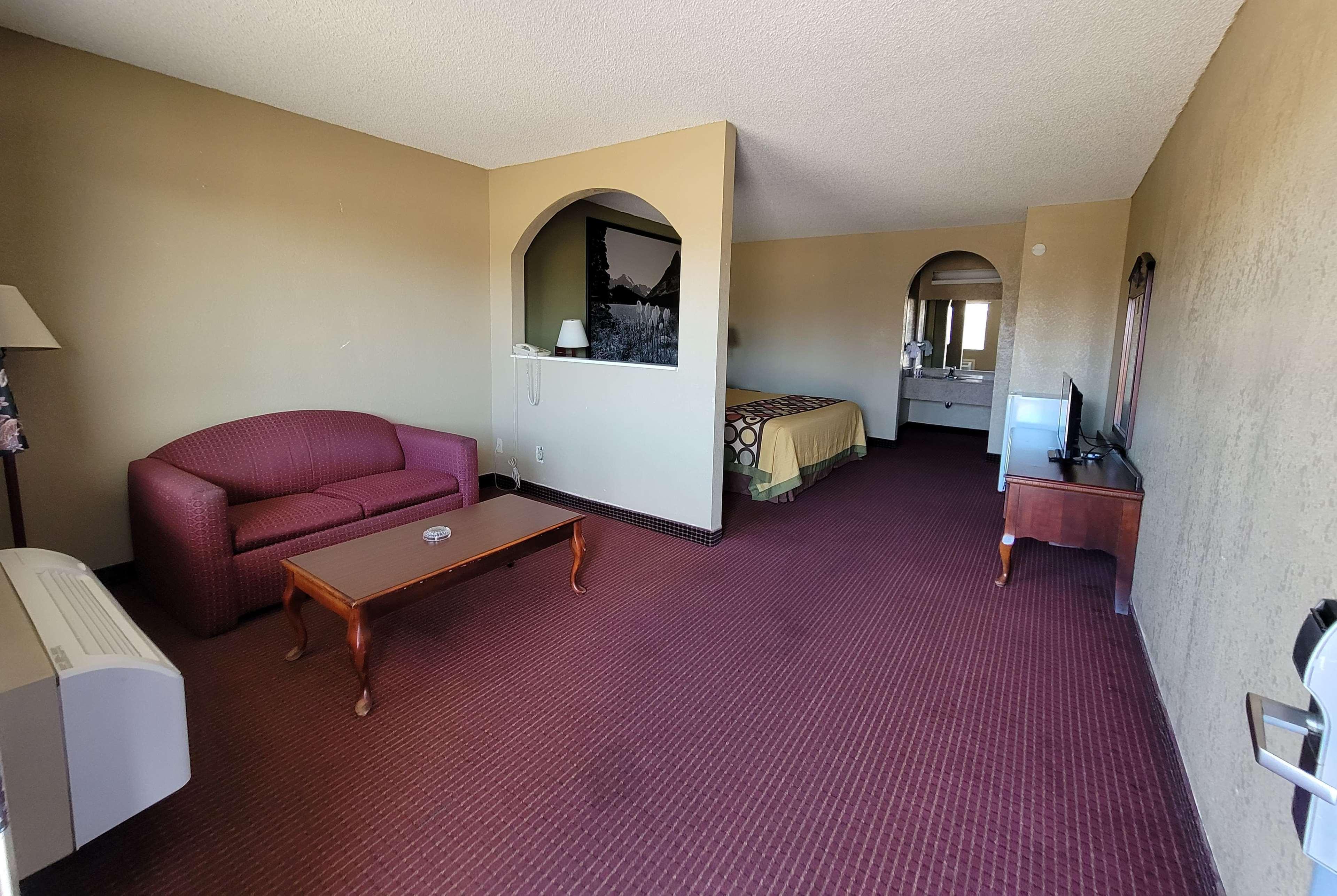 Super 8 By Wyndham Arkadelphia Caddo Valley Area Eksteriør bilde