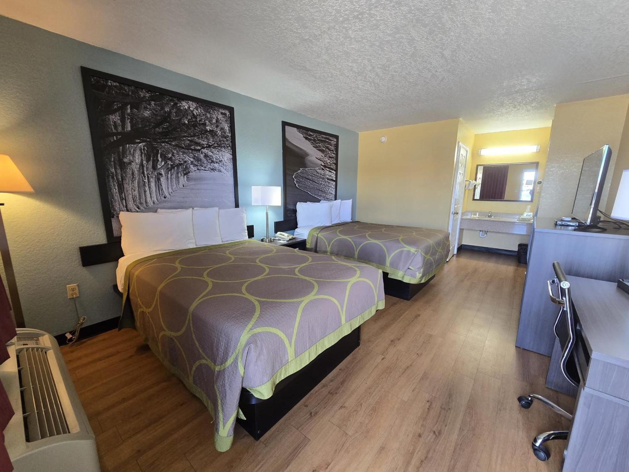 Super 8 By Wyndham Arkadelphia Caddo Valley Area Eksteriør bilde